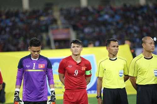 Công Vinh tuyên bố giải nghệ, quyết thắng Thái Lan ở AFF Cup 2016 - 2