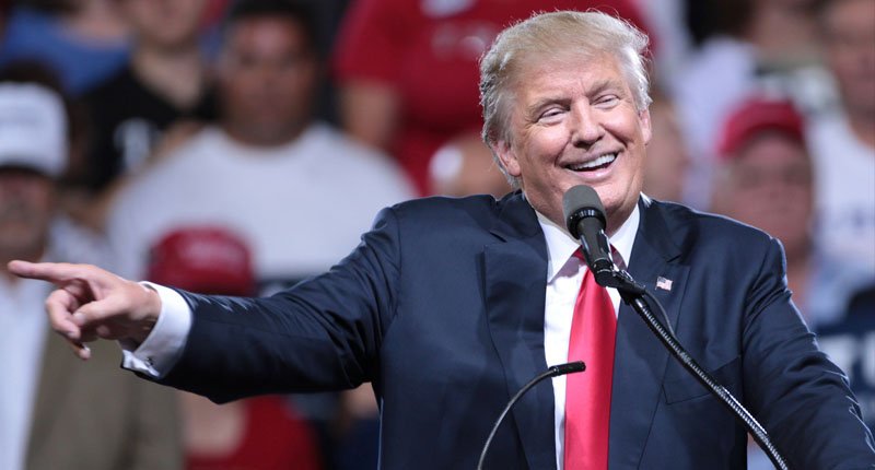 Thế giới rung chuyển vì chiến thắng của Trump - 1