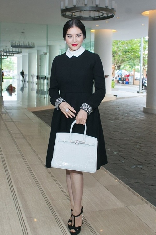 Choáng ngợp với tủ đồ hiệu tiền tỷ của mỹ nhân Lý Nhã Kỳ - 2