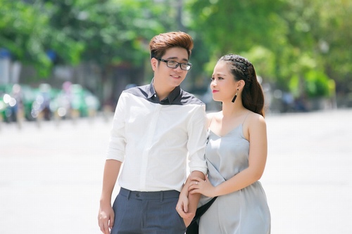 Bùi Anh Tuấn lãng mạn diễn cảnh hôn trán "bạn gái" - 4