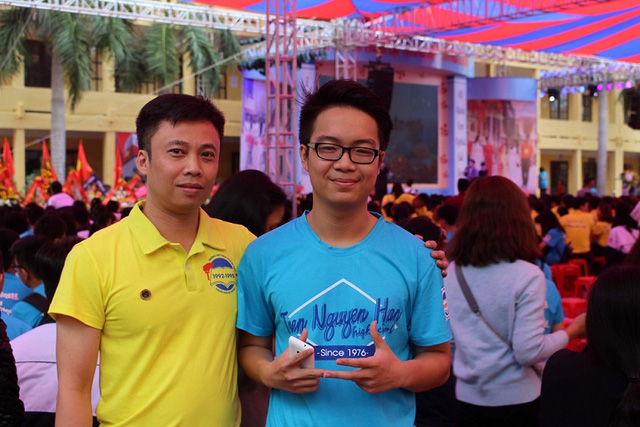 Bài học sau câu chuyện nam sinh làm vỡ gương ôtô - 1