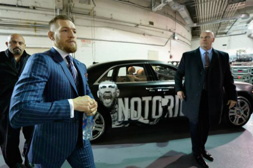 Chi tiết UFC, McGregor - Alvarez:"Gã điên" lên ngôi thuyết phục (KT) - 2