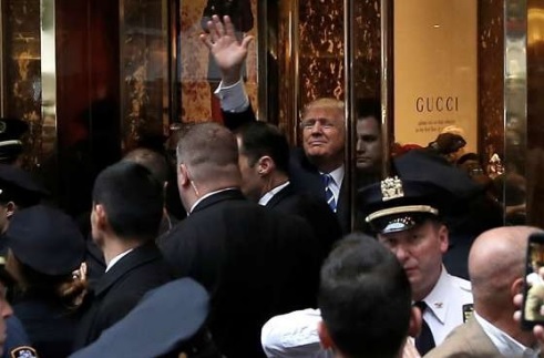 Vì sao Trump không toàn quyền làm chủ tên của mình ở TQ? - 2