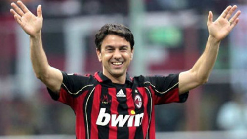 Ông lão "nhả đạn" ở giải lớn: Gọi tên Giggs, Totti - 8