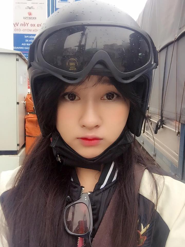 Thiếu nữ Sài thành có đôi mắt buồn thay đổi chóng mặt - 10