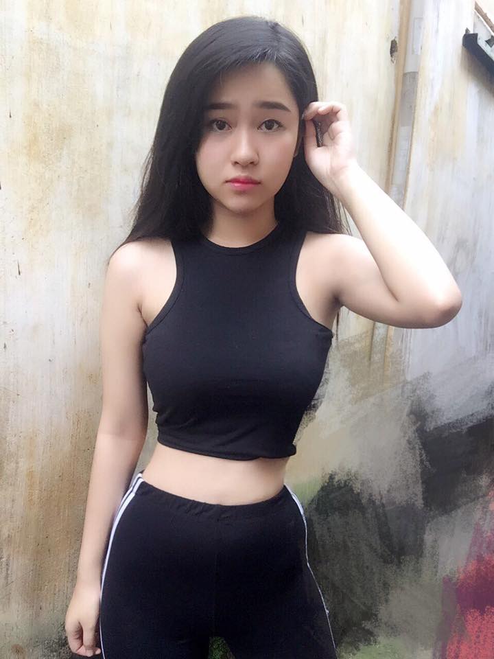 Thiếu nữ Sài thành có đôi mắt buồn thay đổi chóng mặt - 5