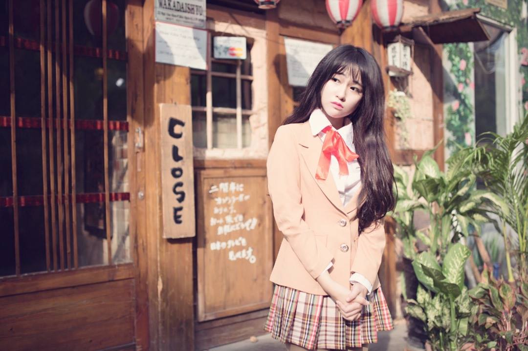 Thiếu nữ Sài thành có đôi mắt buồn thay đổi chóng mặt - 13