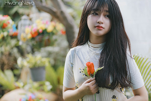 Thiếu nữ Sài thành có đôi mắt buồn thay đổi chóng mặt - 3