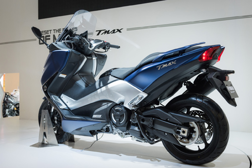 Yamaha trình làng xe tay ga TMAX tại EICMA 2016 - 3