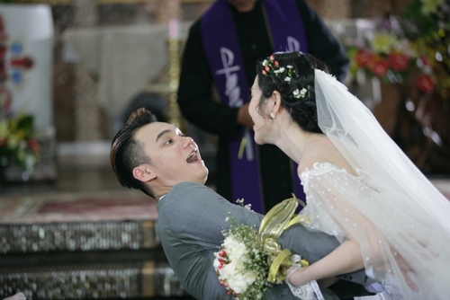 Khắc Việt phủ nhận chuyện kết hôn ở tuổi 29 - 1