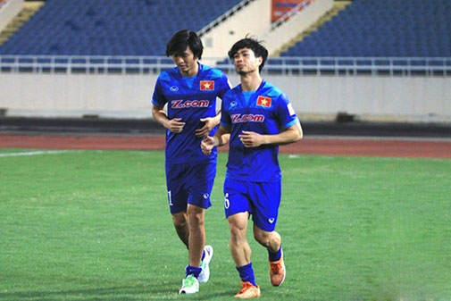 Diện mạo đối lập của Công Phượng và Hòa Minzy hậu chia tay - 7