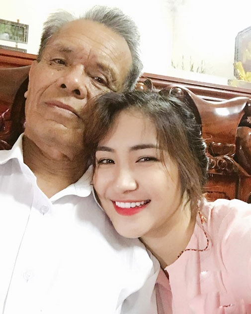 Diện mạo đối lập của Công Phượng và Hòa Minzy hậu chia tay - 10