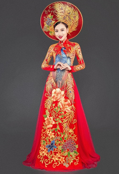 Mỹ nữ thi Hoa hậu châu Á khoe áo dài chim công lộng lẫy - 1