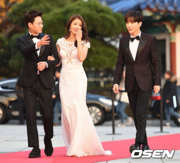 Chi Pu xinh như công chúa, được báo Hàn hết lời ca ngợi - 2