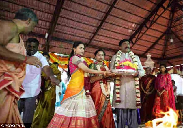 Cựu quan tham Ấn Độ làm đám cưới nghìn tỷ cho con gái - 3