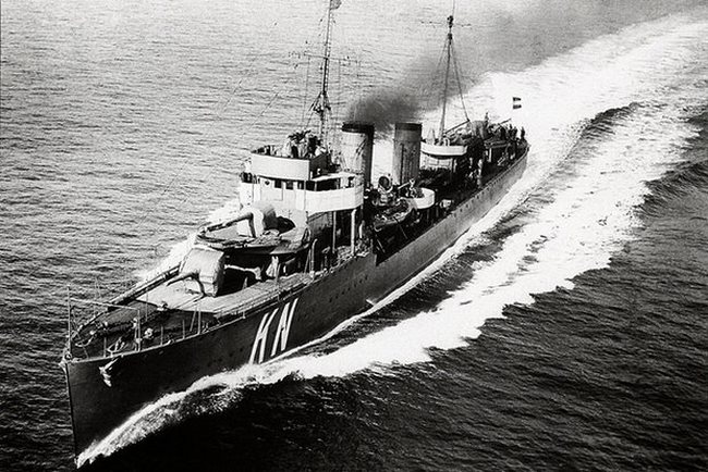 3 chiến hạm từ Thế chiến 2 bị nấu sắt vụn ở Indonesia? - 1