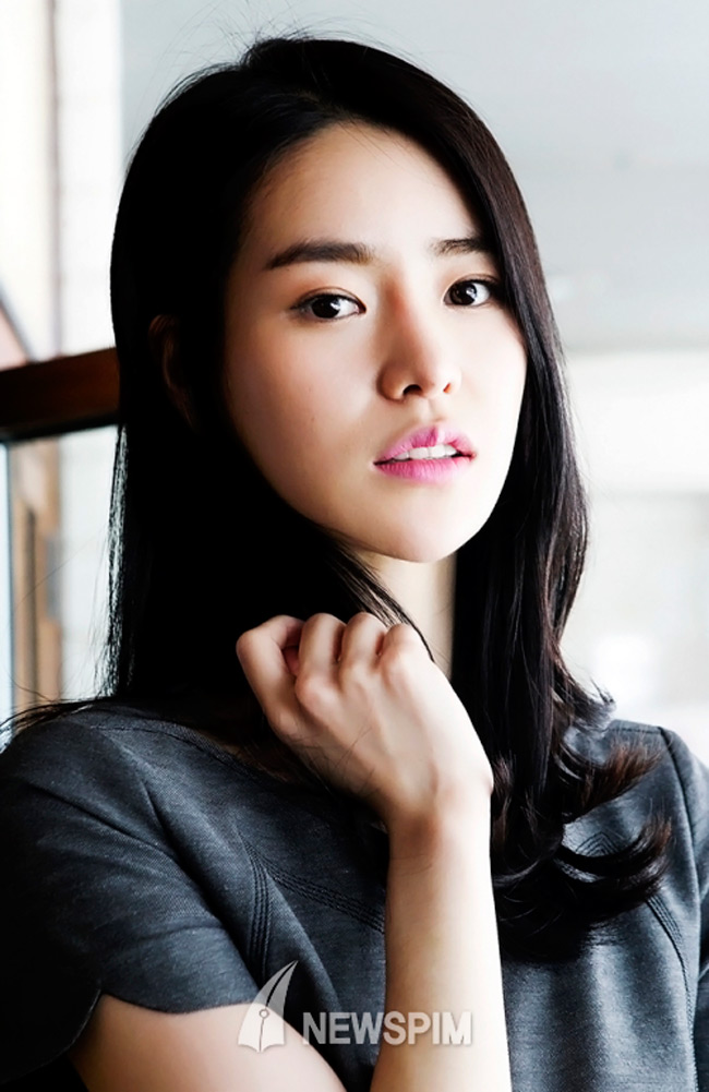 Đặc biệt là dù mới tham gia đóng phim nhưng Lim Ji Yeon sẵn sàng đóng những bộ phim nóng nhất trên màn ảnh rộng.