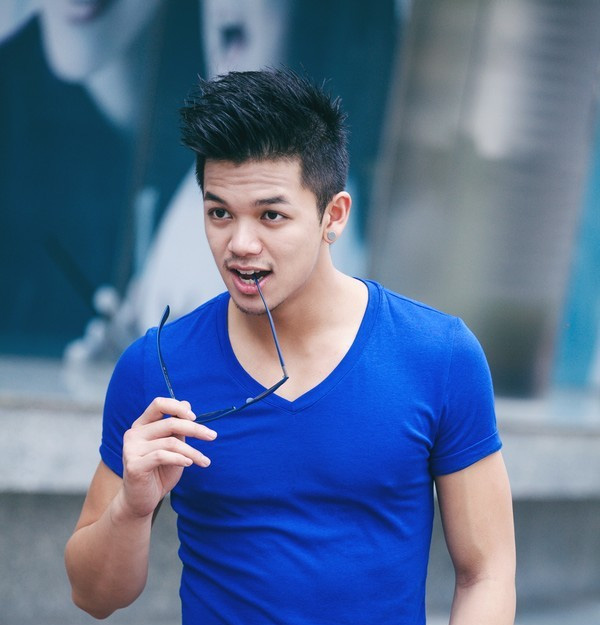 Những mỹ nam Việt Kiều gây khuynh đảo Vbiz - 8