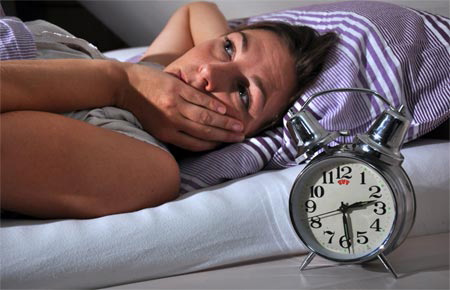 Mất ngủ ở phụ nữ sau 35: Bạn đã biết cách “hóa giải” hiệu quả - 1
