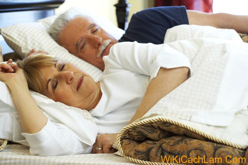 Mất ngủ ở phụ nữ sau 35: Bạn đã biết cách “hóa giải” hiệu quả - 4