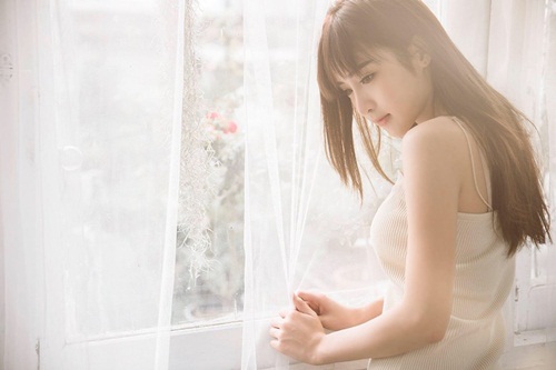 Nữ sinh mang 4 dòng máu lai khiến quý ông khao khát - 13