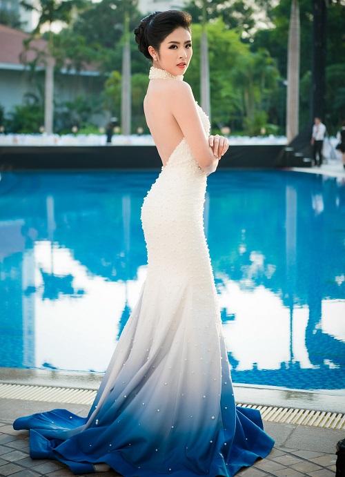 Những lần mặc sexy, cá tính hiếm hoi của HH Ngọc Hân - 8