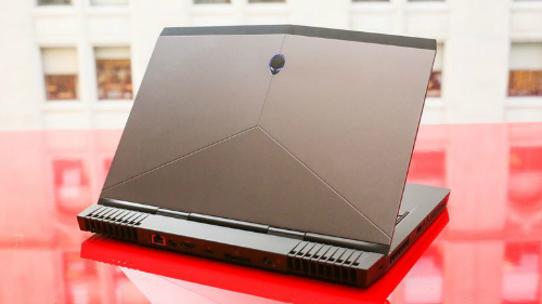 Alienware 13 R3 &#40;OLED&#41;: Laptop chơi game tích hợp công nghệ thực tế ảo VR - 3