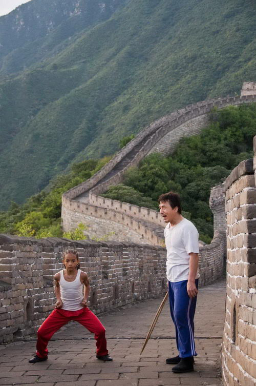 Cảm động cảnh Thành Long dạy võ trên Vạn lý trường thành - 1