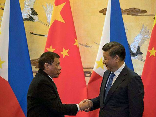 Tổng thống Duterte gặp &#34;thần tượng&#34; Putin - 2