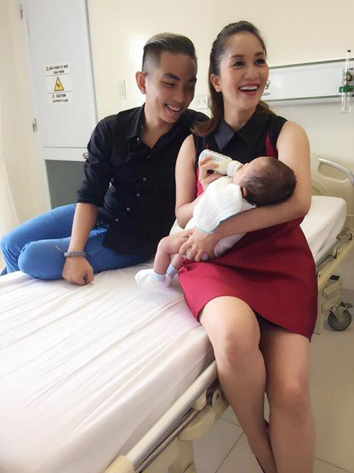 Nhiều mày râu "thua" chồng kém 12 tuổi của Khánh Thi! - 14