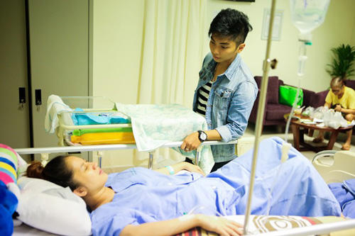 Nhiều mày râu "thua" chồng kém 12 tuổi của Khánh Thi! - 8