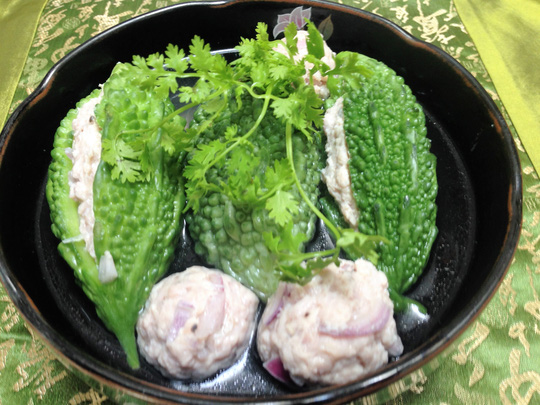 Khổ qua nhồi thịt làm vầy sao mà đắng - 4