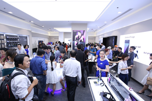 Samsung khai trương cửa hàng trải nghiệm sản phẩm lớn nhất Việt Nam - 4