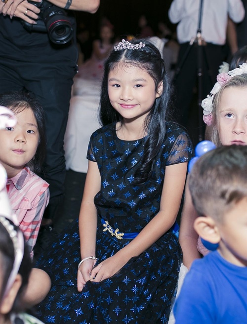 Trương Ngọc Ánh cùng Trần Bảo Sơn mừng sinh nhật con gái - 9