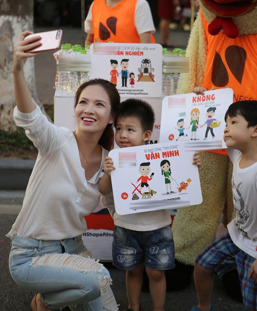 Hai con trai đáng yêu, kháu khỉnh của Đan Lê - Khải Anh - 2