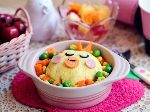 Cơm chiên bọc trứng hình gà con cực đáng yêu cho bé - 9