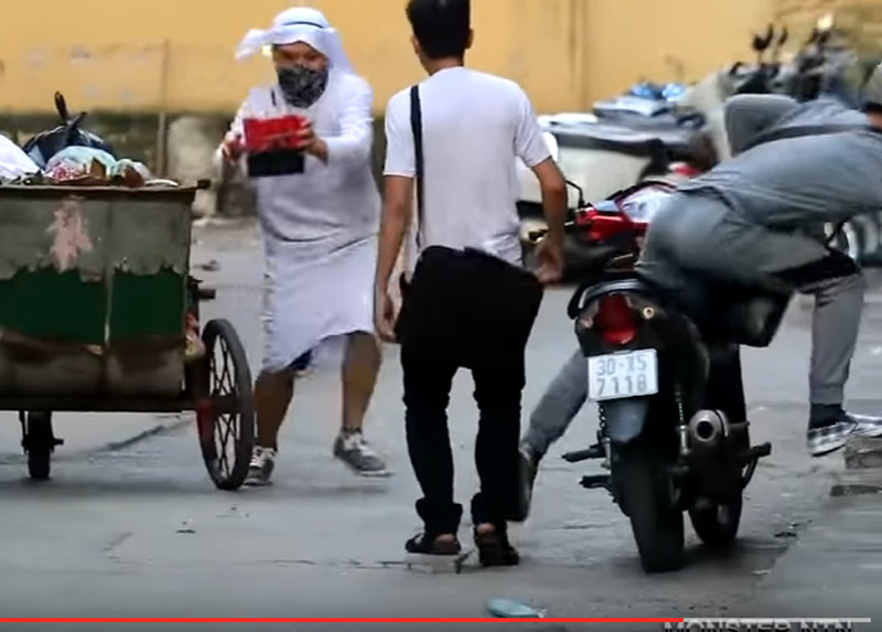 Xử nghiêm nhóm thanh niên làm clip đốt bom giả - 1