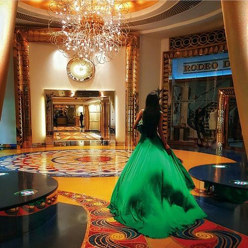 Cuộc sống vương giả của công chúa giàu có nhất Dubai - 5