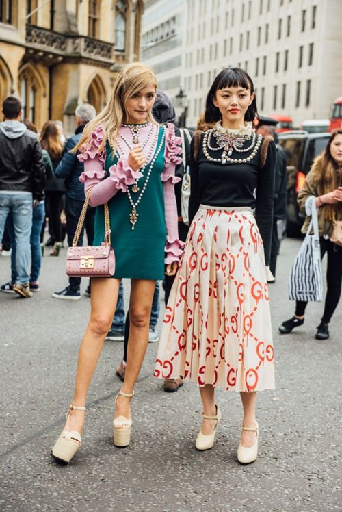 Cẩn thận già trước tuổi với những cách mặc này - 4