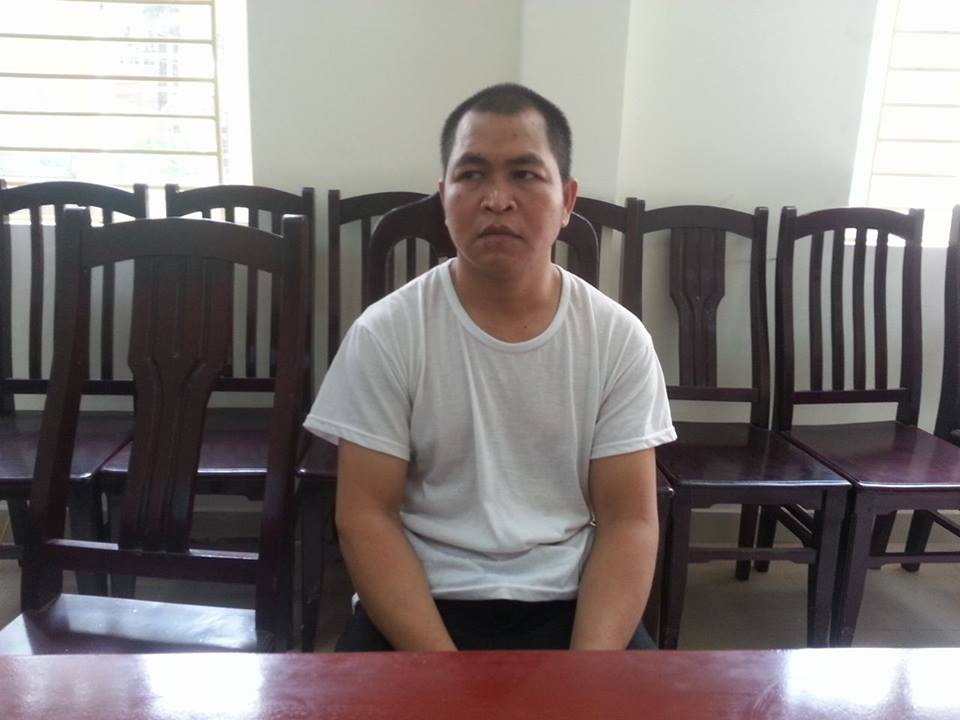 Đôi tình nhân giấu 20 bánh heroin trong cánh cửa ô tô - 3