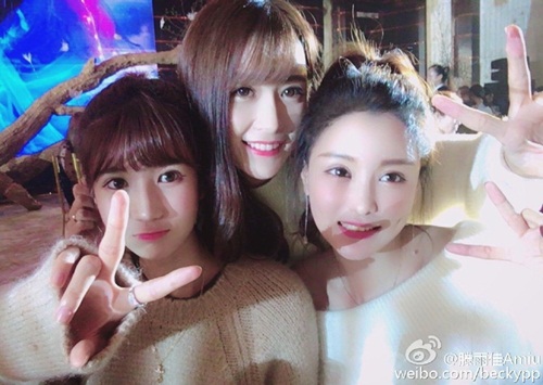 Hơn 30 triệu người xem đám cưới siêu sang của hot girl TQ - 11