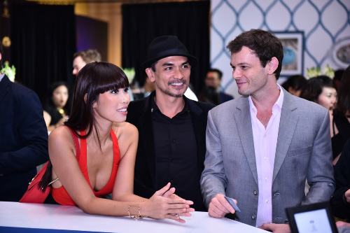 Siêu mẫu Hà Anh rực rỡ cùng chồng tại sự kiện - 2