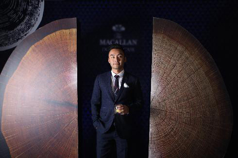 Siêu mẫu Hà Anh rực rỡ cùng chồng tại sự kiện - 5