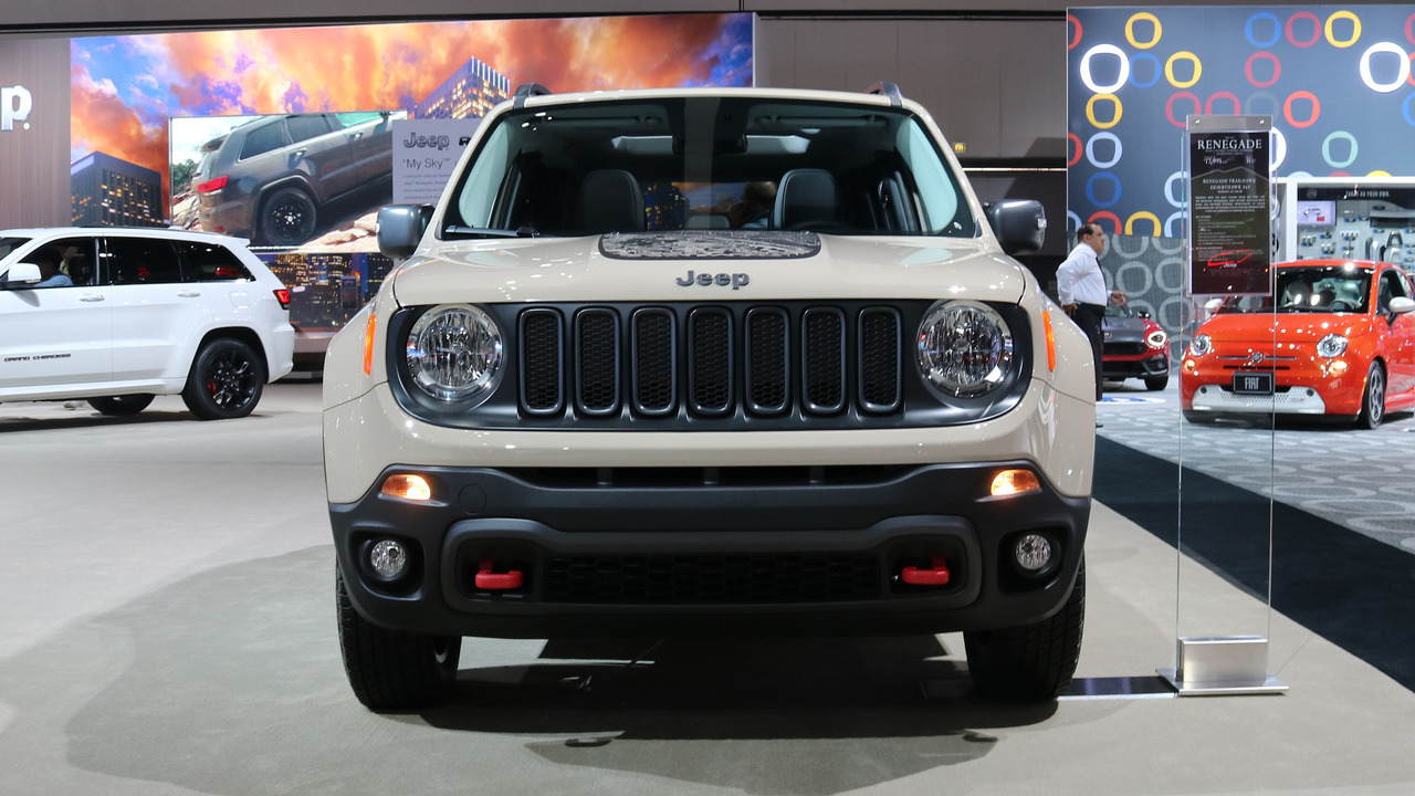 Renegade Deserthawk: Bản crossover đặc biệt của Jeep - 2