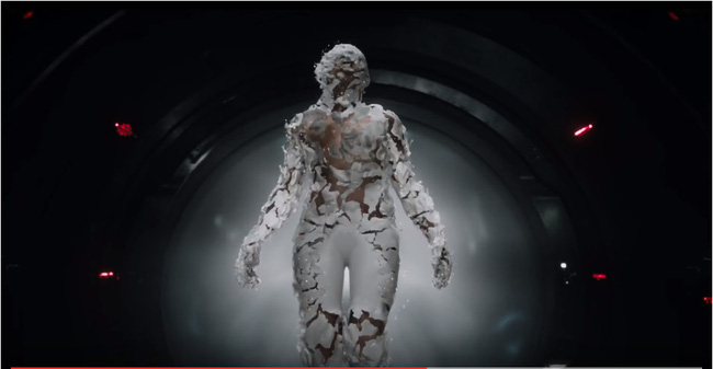 Lúc hình thành nên cơ thể nhân vật robot của Scarlett Johansson, hiệu ứng hình ảnh tạo nên cảm giác kỳ diệu về bộ trang phục.