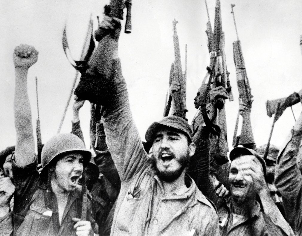 Cuộc đời oanh liệt của Fidel Castro qua 16 bức ảnh - 4