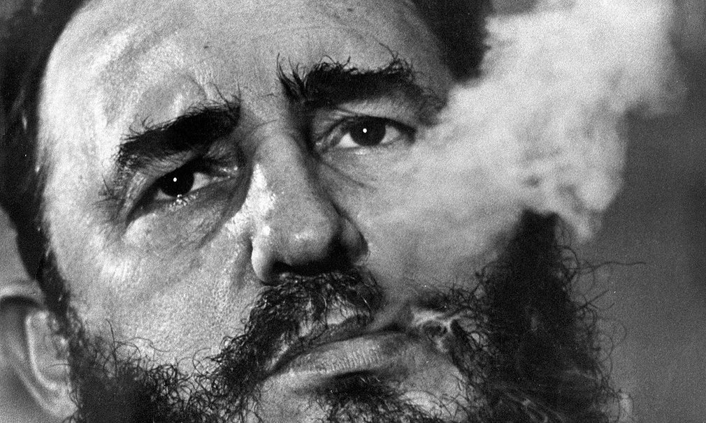 Cuộc đời oanh liệt của Fidel Castro qua 16 bức ảnh - 1