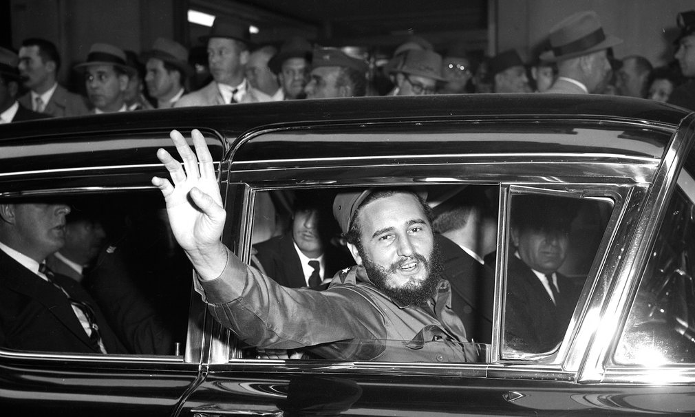 Cuộc đời oanh liệt của Fidel Castro qua 16 bức ảnh - 3