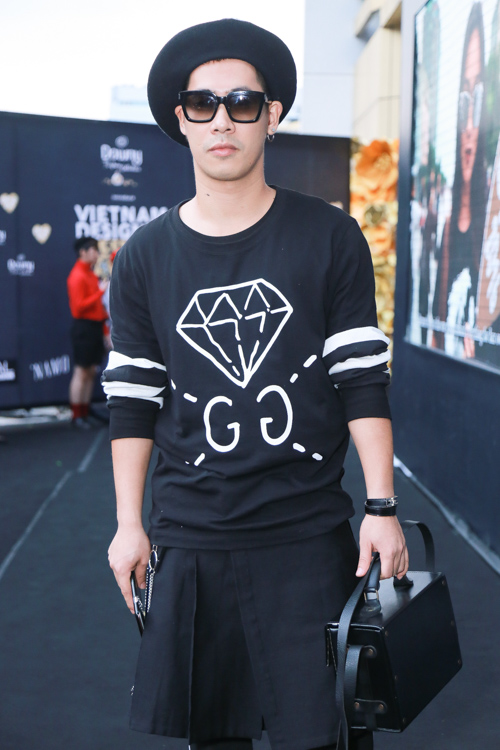 Jolie Nguyễn xẻ khoét tới hông, đọ sắc cùng dàn mỹ nhân Việt - 11