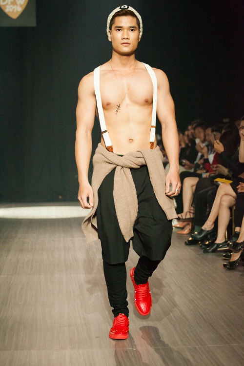 Jolie Nguyễn xẻ khoét tới hông, đọ sắc cùng dàn mỹ nhân Việt - 8